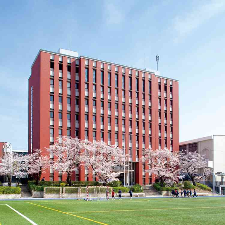 中等部・高等部がある附属校に高校から入学