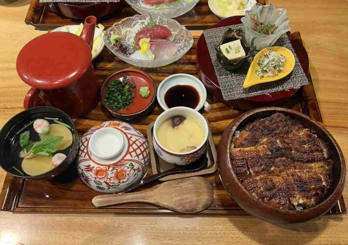 鰻(うなぎ)を語るトピ