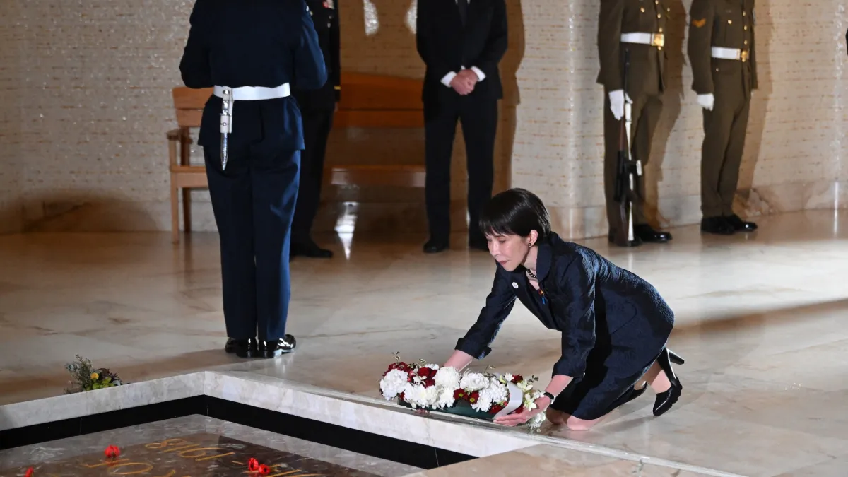 高市首相の熊本避難所「3分間」しか視察せず？SNS拡散　内閣広報官「51分間」だと否定