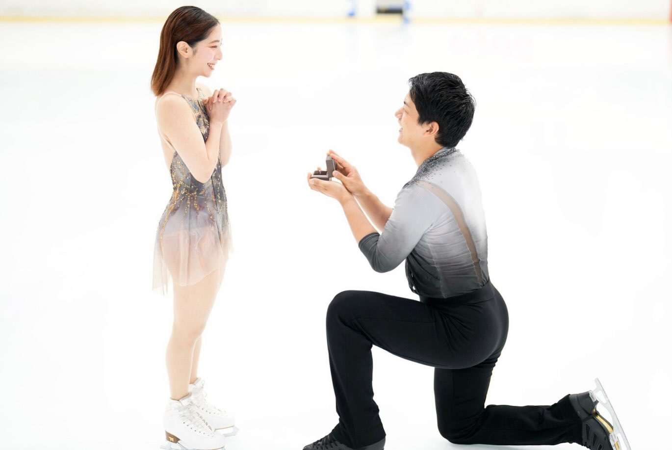 婚約指輪、結婚指輪見せてください！！