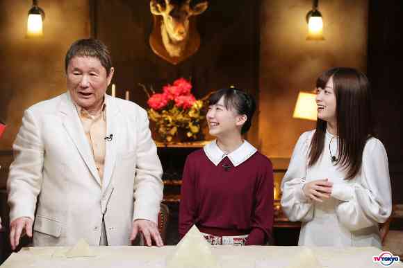 芦田愛菜、“耳かけショート”激変で「大人ぽいな」ファン驚嘆…芸歴19年で“SNS未解禁”貫くも持たれる“親近感”