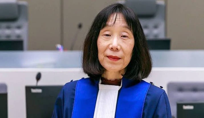 ICCの赤根智子所長、「法の支配」堅持を加盟125の国と地域に訴え…米の制裁「組織潰しに本腰」 欧州各国も連帯を表明