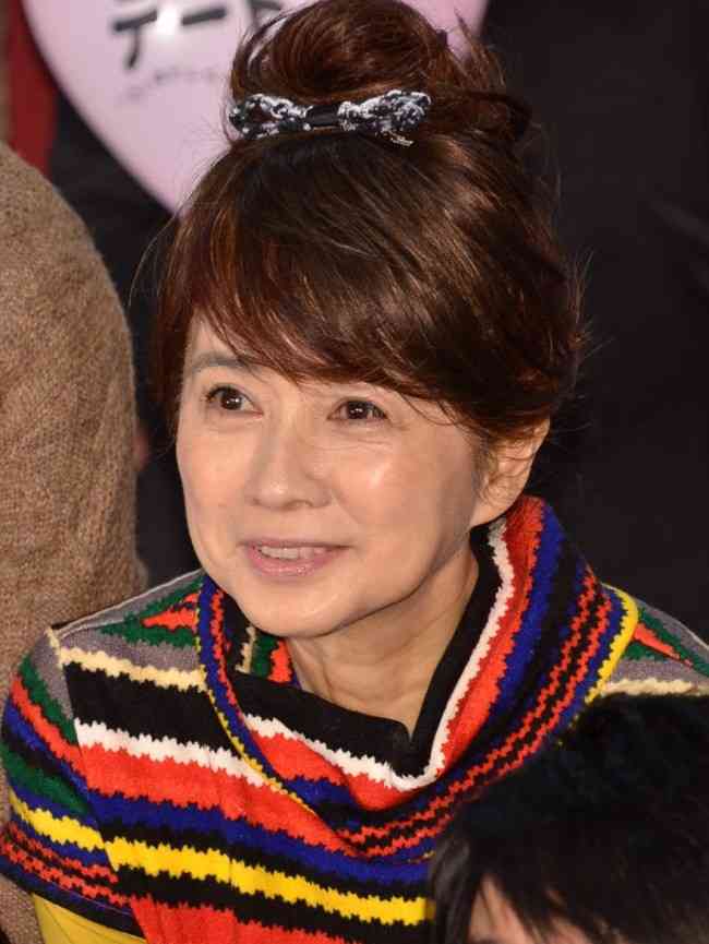 【画像】有名人のお団子ヘアが見たい