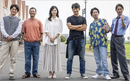 「豊臣兄弟！」で信長の最期を演じた小栗旬がコメント、光秀への「お前じゃない」はアドリブ