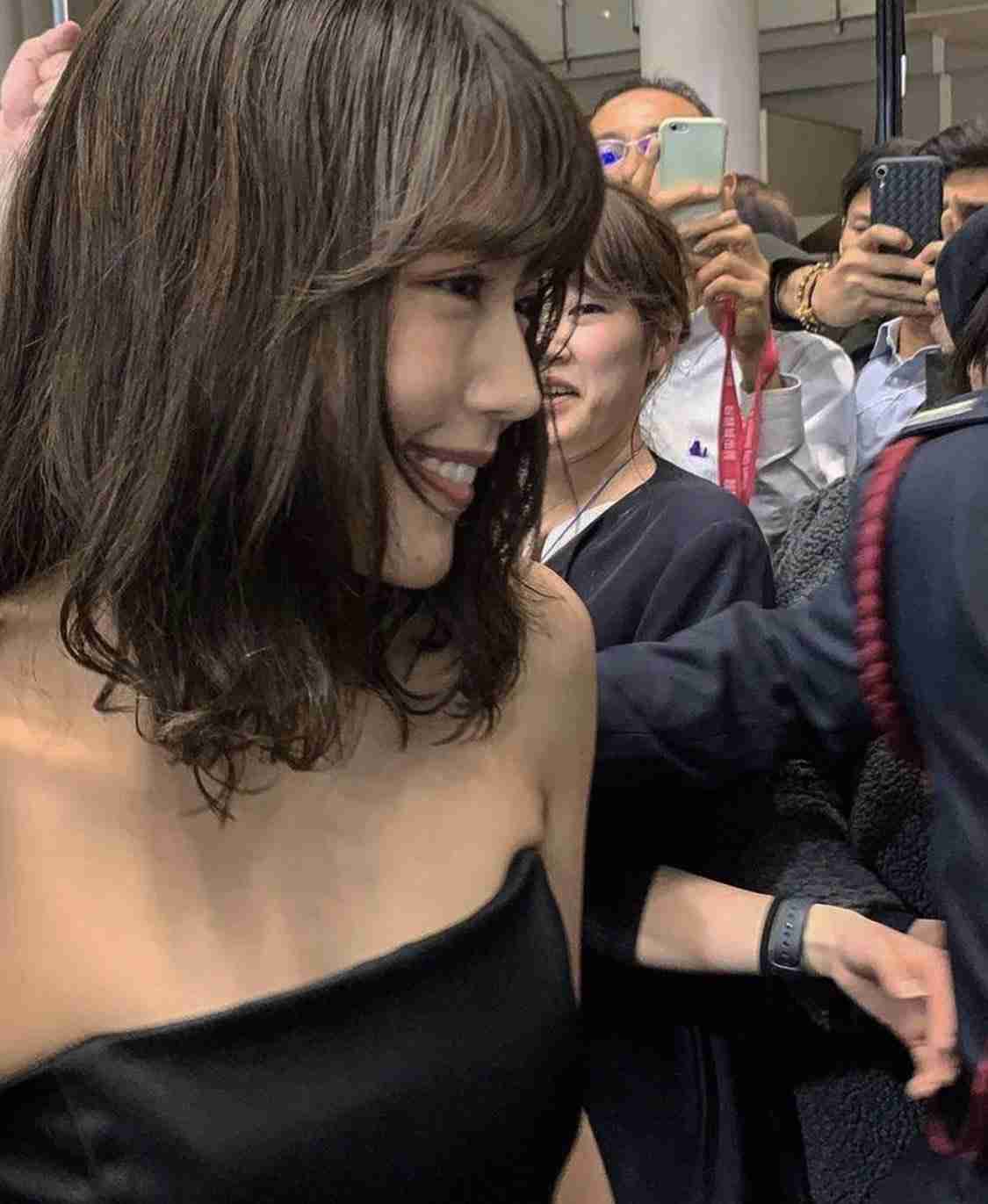 横顔が綺麗な有名人