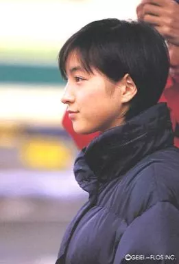横顔が綺麗な有名人