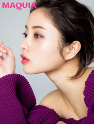横顔が綺麗な有名人