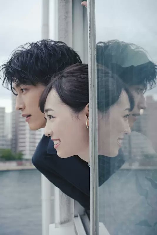 横顔が綺麗な有名人