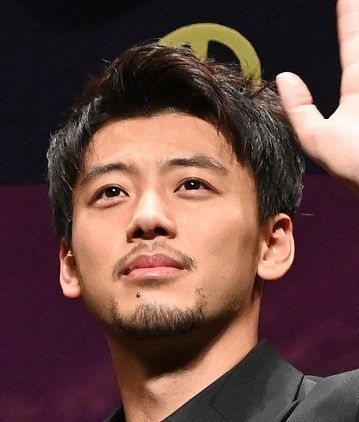 髭が似合う芸能人