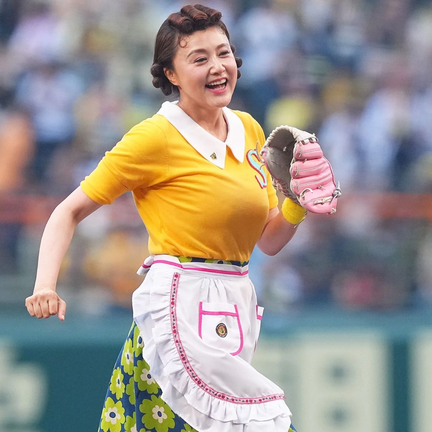 藤原紀香、舞台「まんが日本昔ばなし劇場」で雪女を熱演　終盤はキャスト全員で「にんげんっていいな」歌唱