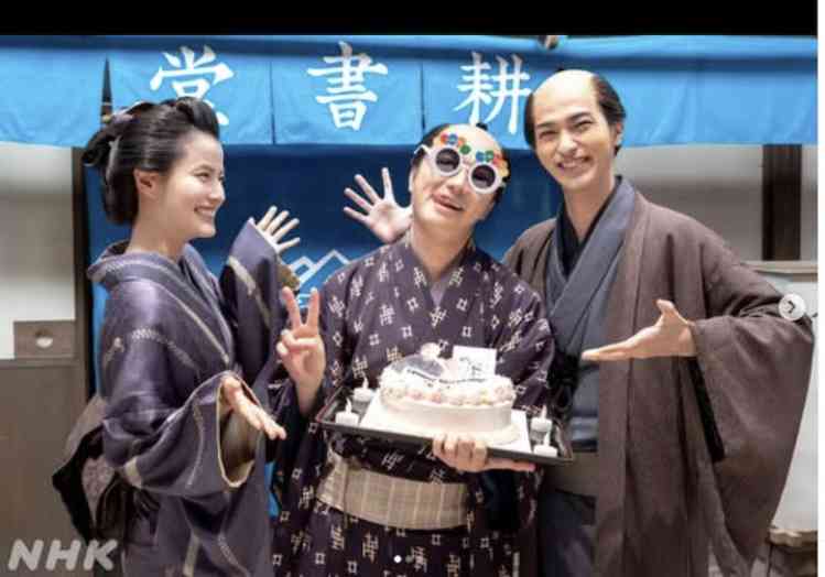 芸能人が誕生日を祝ってる画像を貼るトピ