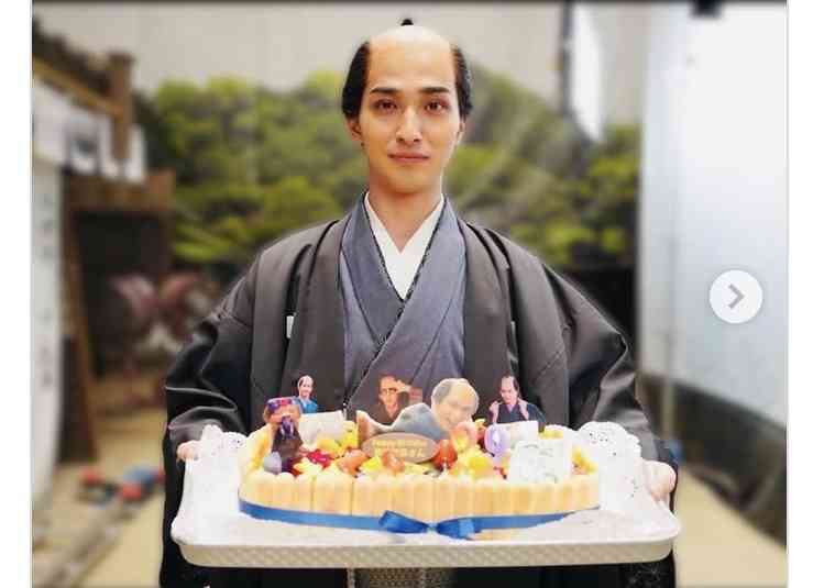 芸能人が誕生日を祝ってる画像を貼るトピ