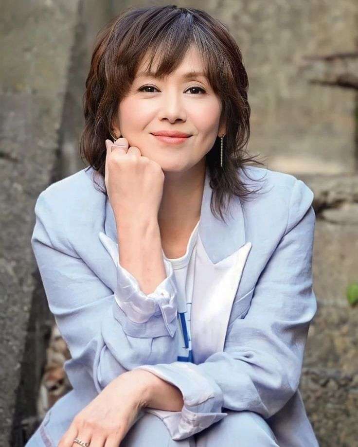 推しの名を書いて立ち去るだけのトピ