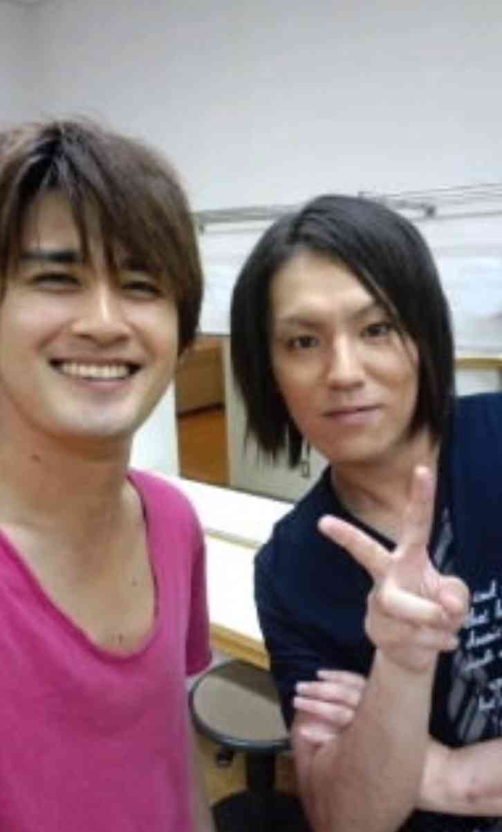 「女の子たちの前で、肛門を丸出しに…」“お笑い界の長瀬智也”と呼ばれていたAMEMIYA（47）が若手時代に受けた、過酷なイジメ「コイツらより絶対に売れてやるって」