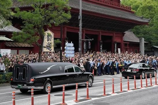 いくらなんでも葬儀にかかる費用高すぎませんか?