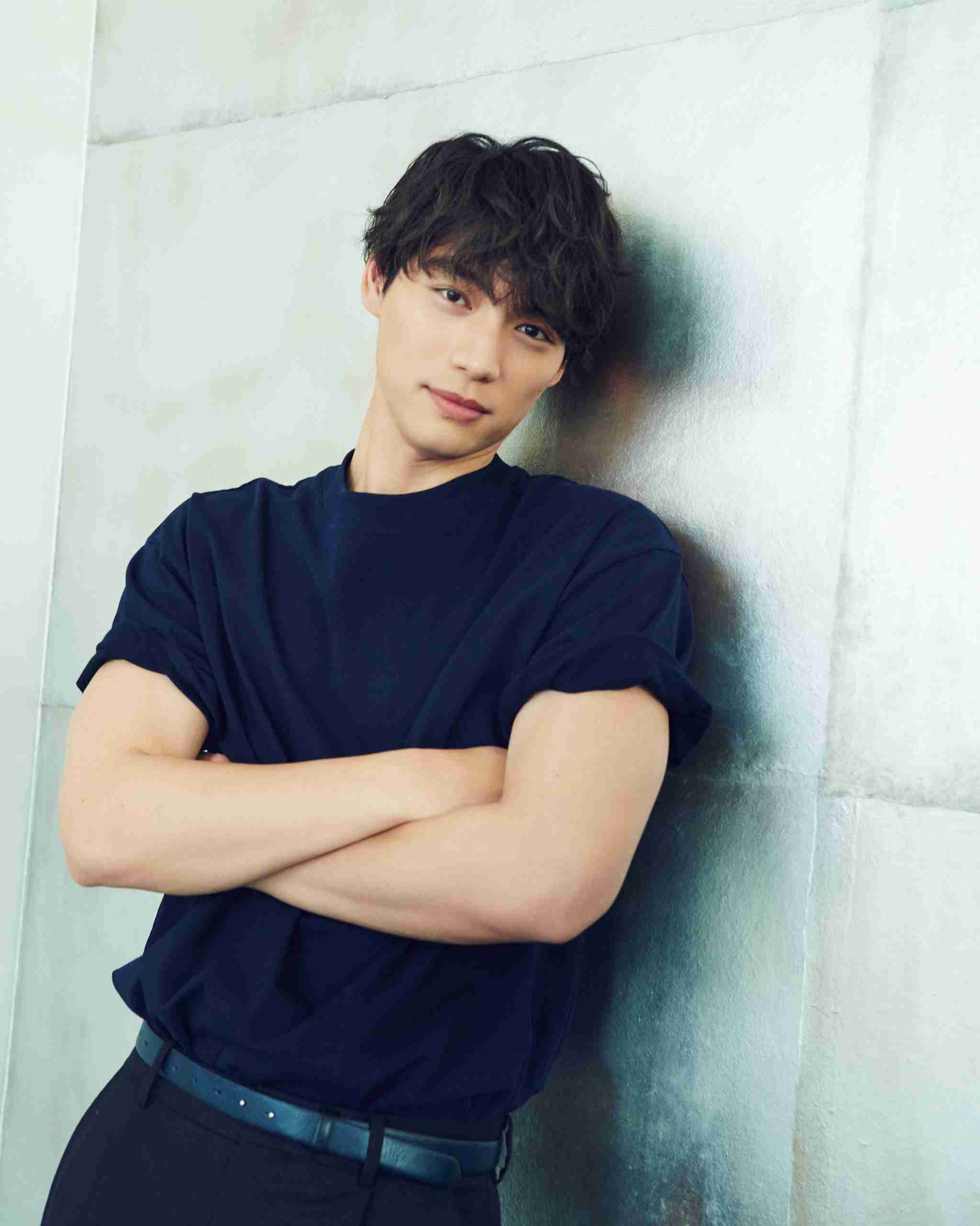 肩幅が広い男性有名人Part2