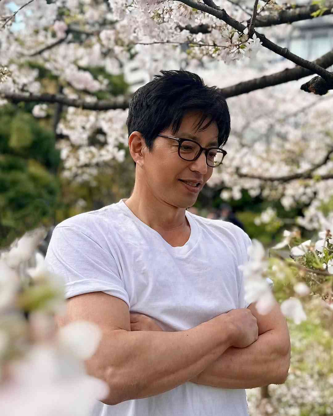 肩幅が広い男性有名人Part2
