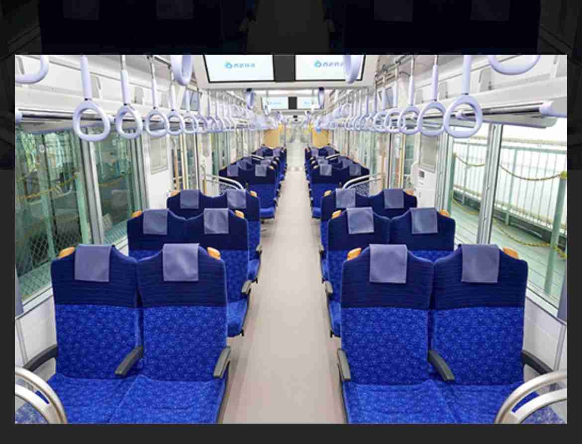 「好き好んで満員電車に乗りたい人はいない」ベビーカー論争が繰り返されるワケは?子育て世帯がマイノリティ化する日本社会の“選択肢のなさ”