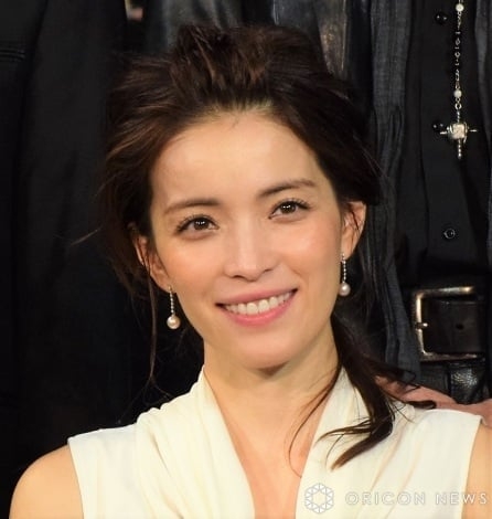 「最高のパパ」にならなくてもいい…「井上芳雄」が初めて明かすステップファミリーの「継父」としての“葛藤”と“喜び”　