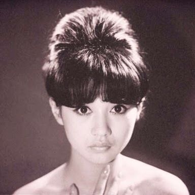 お人形さんみたいに見える有名人の画像PART4
