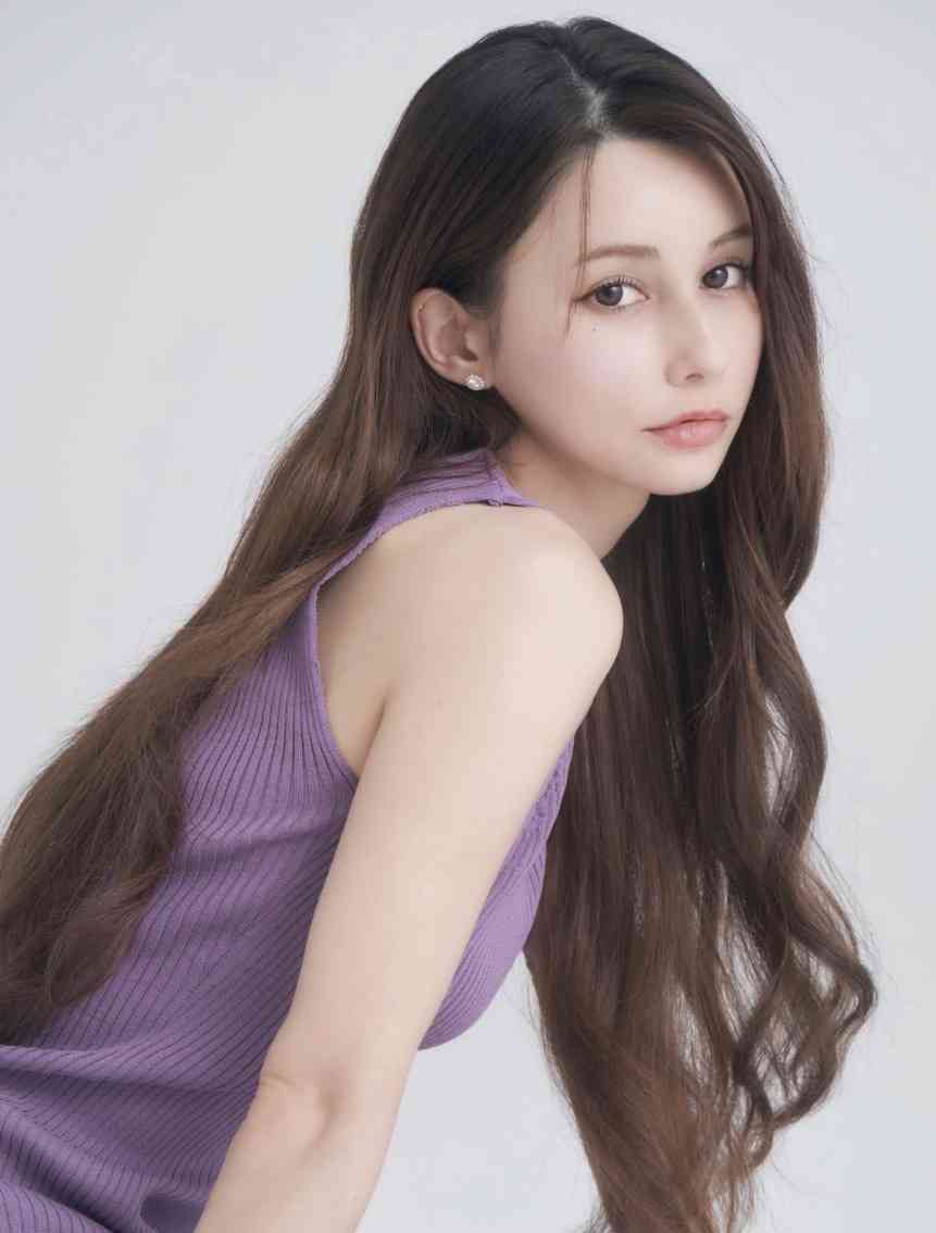 お人形さんみたいに見える有名人の画像PART4