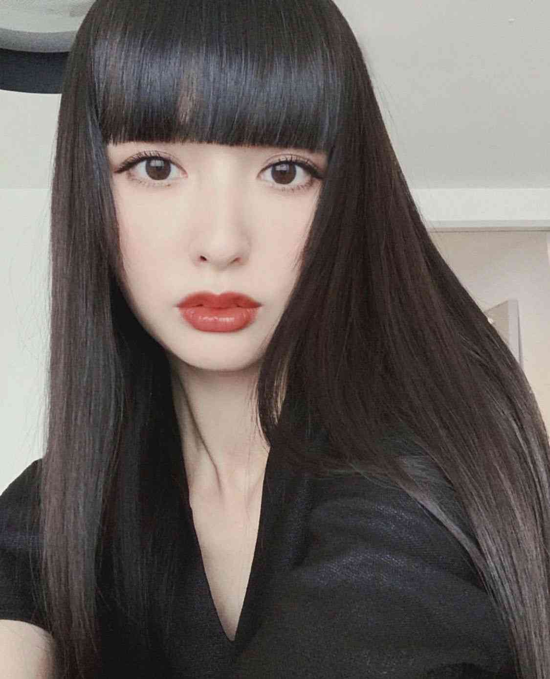 お人形さんみたいに見える有名人の画像PART4