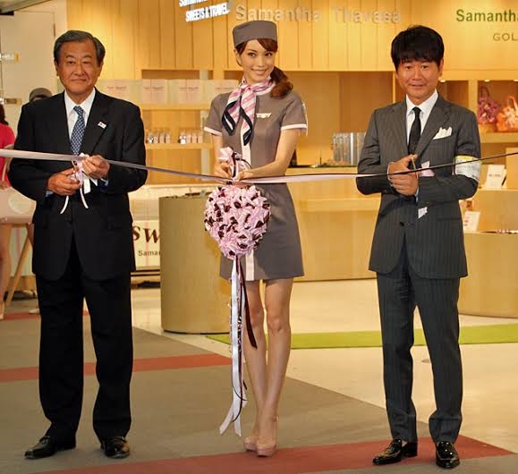 お人形さんみたいに見える有名人の画像PART4