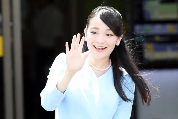 英ヘンリー王子とメーガン妃、英国帰国へ