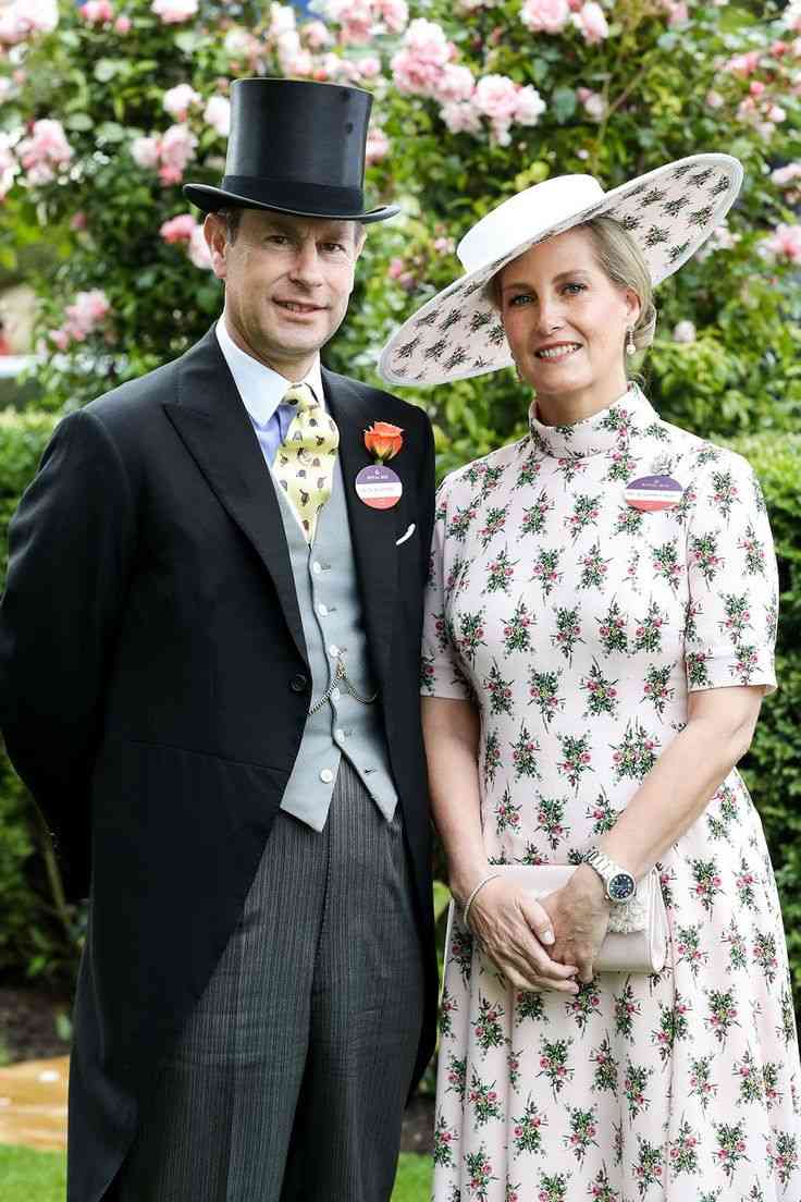英ヘンリー王子とメーガン妃、英国帰国へ