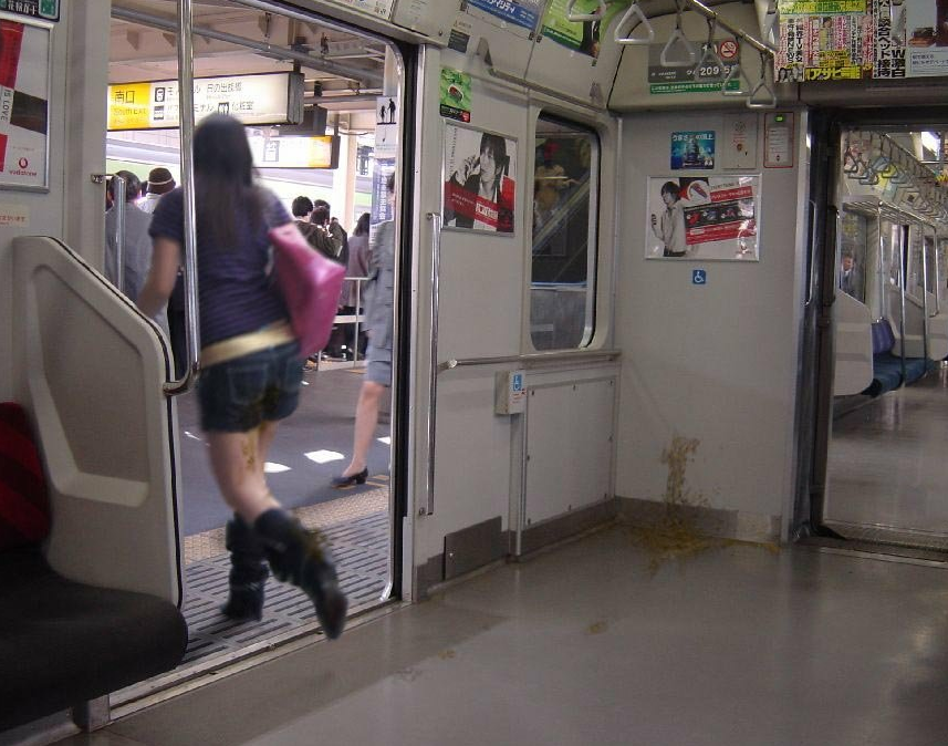 大人なのに漏らしたことある？