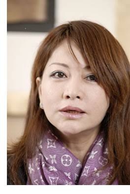突然の心肺停止→難病診断…中村うさぎ〝68歳の現在〟に反響「全身整形が衝撃的」「見てて心配」「久しぶりに拝見した…」