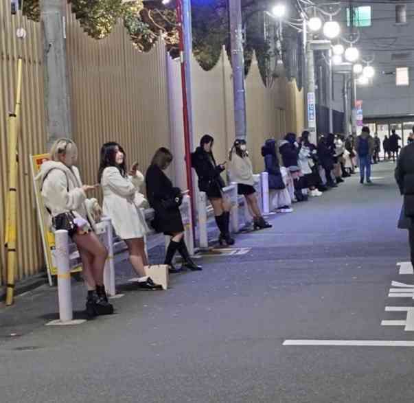 16歳の女子高校生を殺人未遂の疑いで逮捕　商業施設のトイレで男の子の赤ちゃんを出産か　赤ちゃんを家族が発見も死亡が確認　容疑を否認　長野市