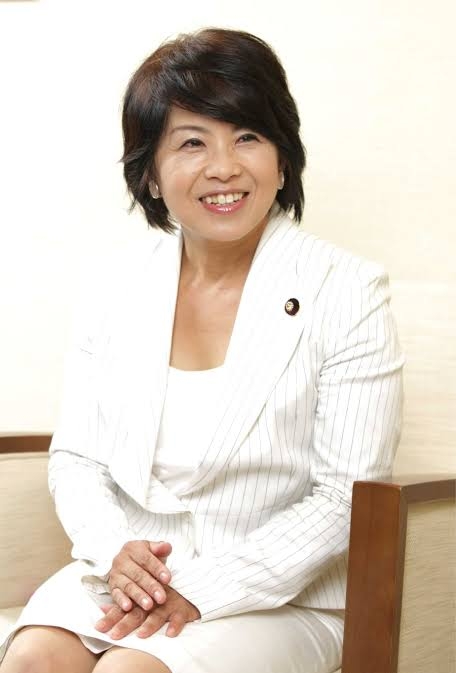 《あの元女性政治家は、今》姫井由美子さん、明かした不倫報道のその後「家族はついてきてくれた」と“いちばん元気”な現在地