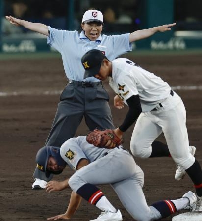 【オリックス】球場騒然…1イニング3死球受けた 無死から来田涼斗、森友哉が連続死球 さらに山中稜真も ファンは怒号