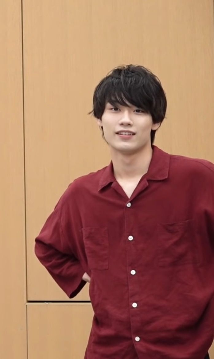 ジュニア5人組新グループ「Howzit」初ライブで24曲熱唱「日本のエンタメひっくり返す！」