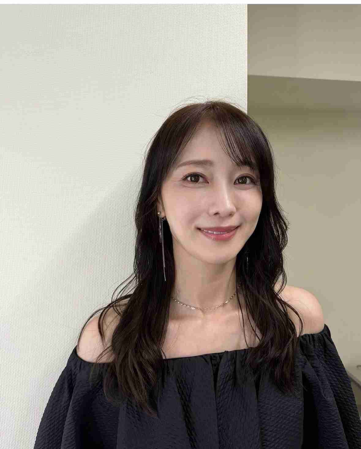 元モー娘。飯田圭織「年齢イジリはほどほどに」45歳の誕生日に「いつまで経っても美人すぎ」
