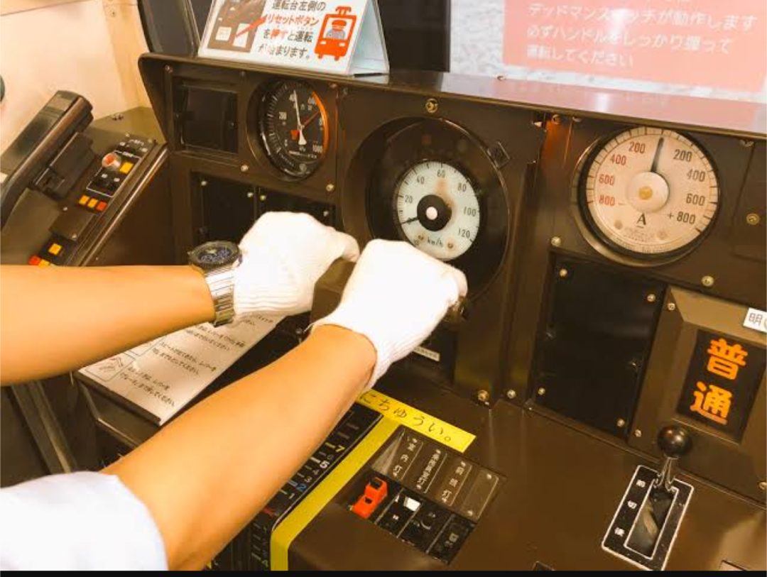 〈東武鉄道4人死亡〉運転士が事故後に発した「驚きの言葉」 一切報じられていない事実とは 「会社が会見で語った内容と食い違っている」