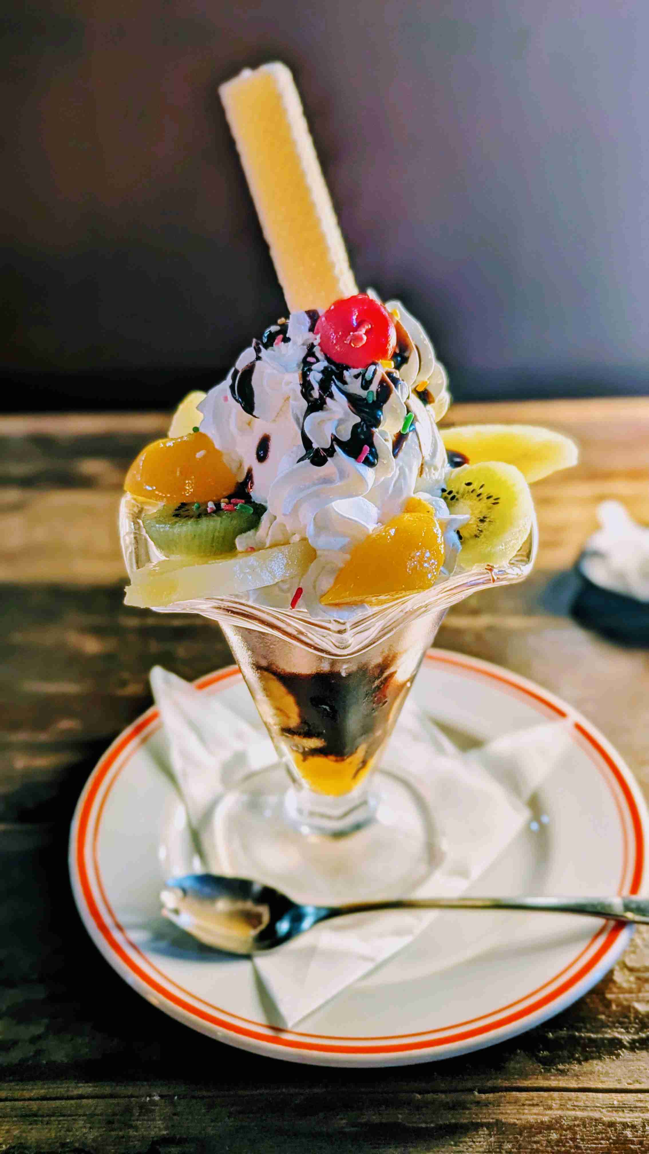 郊外や田舎のレトロな雰囲気の喫茶店が好きな人