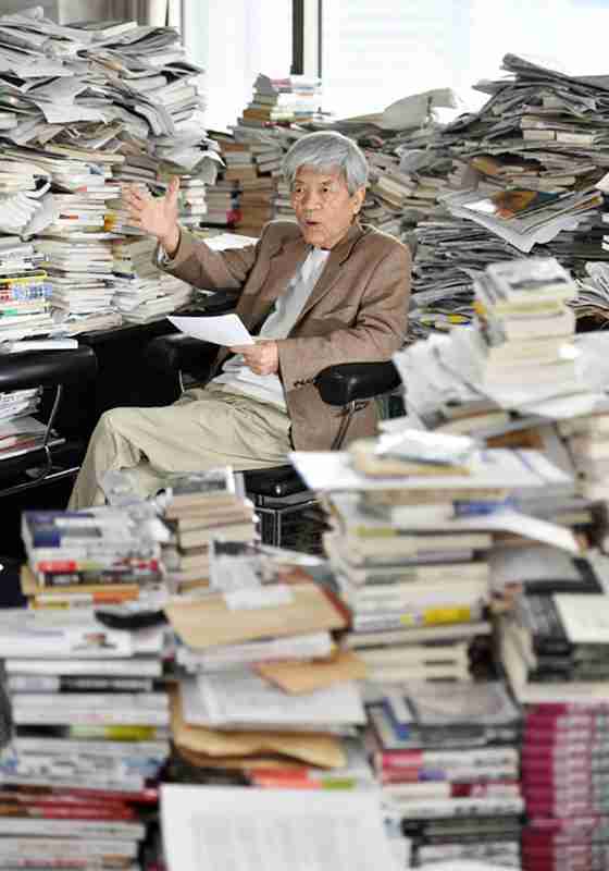「ちょっと怖い痩せ方…」92歳田原総一朗さんの近影に衝撃「顔シュッとなって若返ってる」「毛量が羨ましい」「90歳過ぎに見えない」