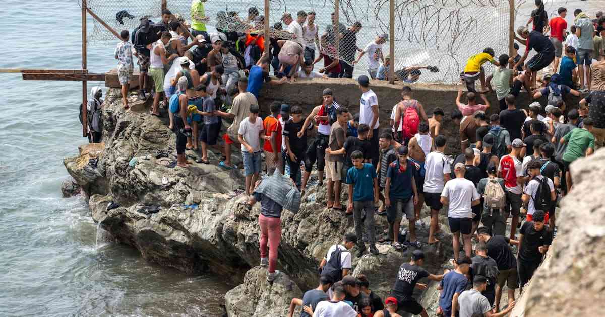 「移民は富の象徴」スペインが50万人の不法移民を合法化「チャンスを与えてくれたことに感謝」世界と逆行、その狙いと日本への教訓とは…