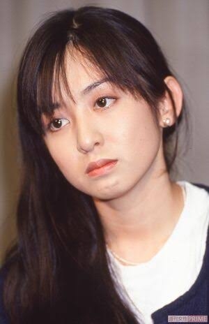《左手薬指にはリング》斉藤由貴 不倫疑惑→離婚から2年…目撃した恋人医師との「ラブラブ還暦デート」