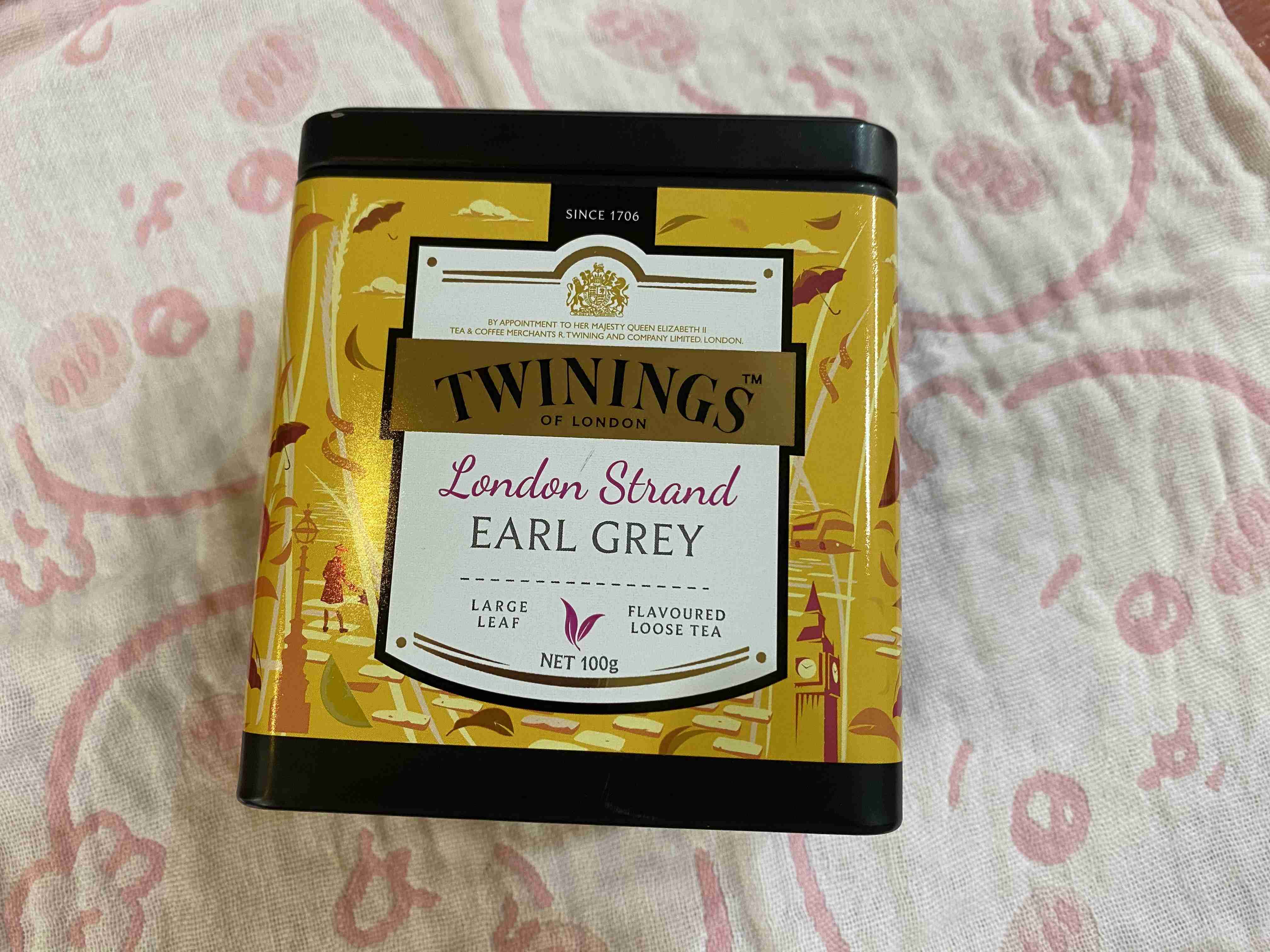 素敵なお茶の缶(容器)を見せてください