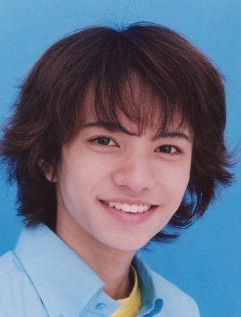 活動再開の田中聖、“過激”な新曲MVを公開 パトカーで登場、裁判所ではまさか…
