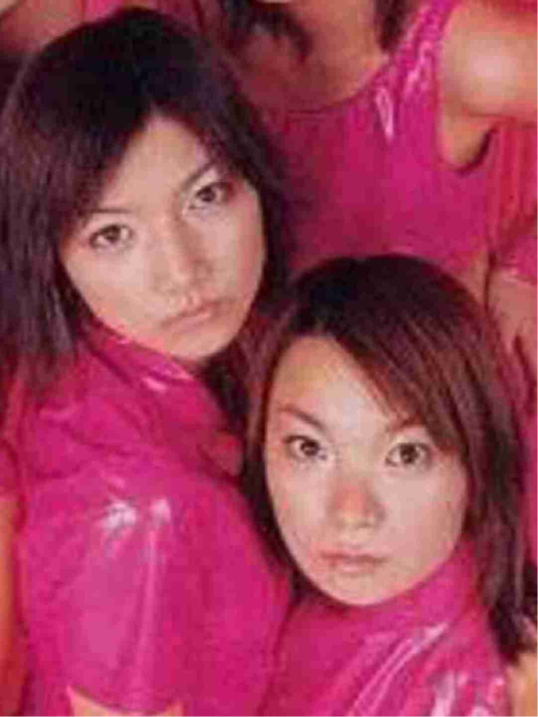 他人に「目、整形してる?」と声に出して疑う人を注意したら「アナタも整形してるんじゃないの?」と言われました。