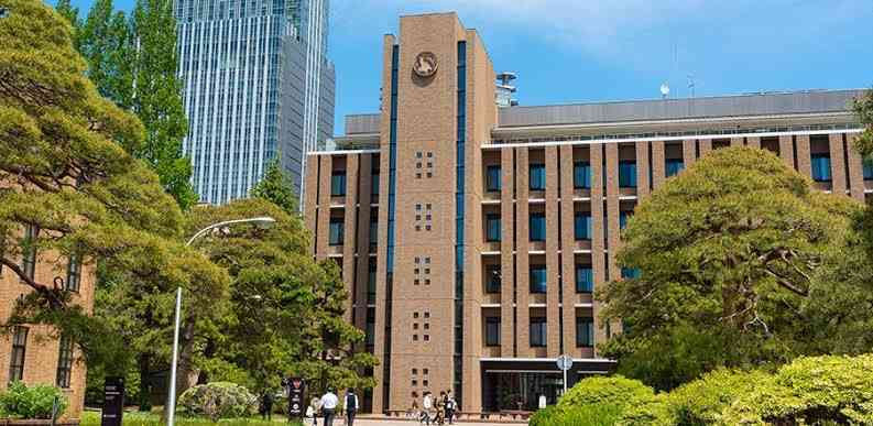 都会（特に首都圏）と田舎（地方）って、どっちの方が学歴社会だと思いますか！？