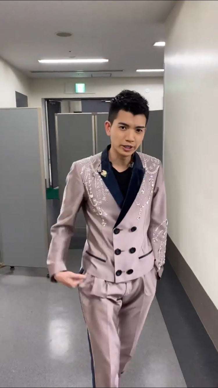 角刈りが似合う芸能人