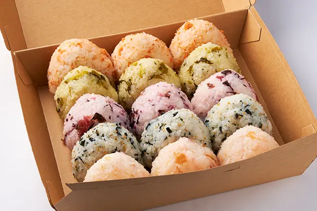 おにぎり弁当の画像が見たい