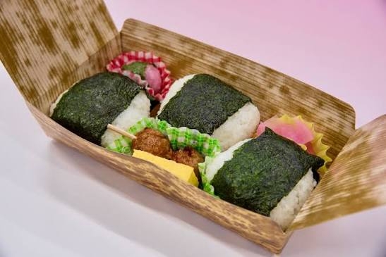 おにぎり弁当の画像が見たい