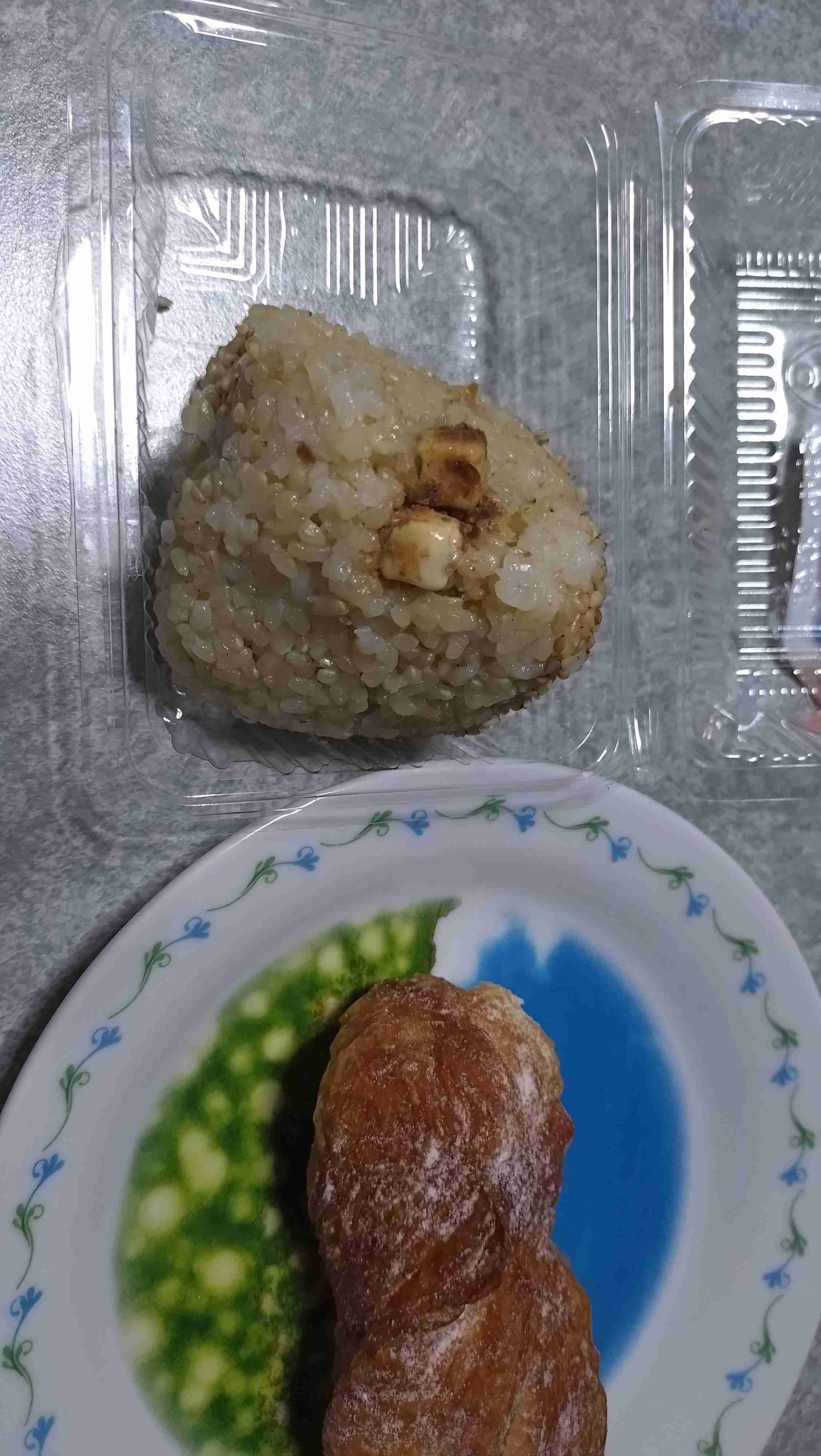 おにぎり弁当の画像が見たい