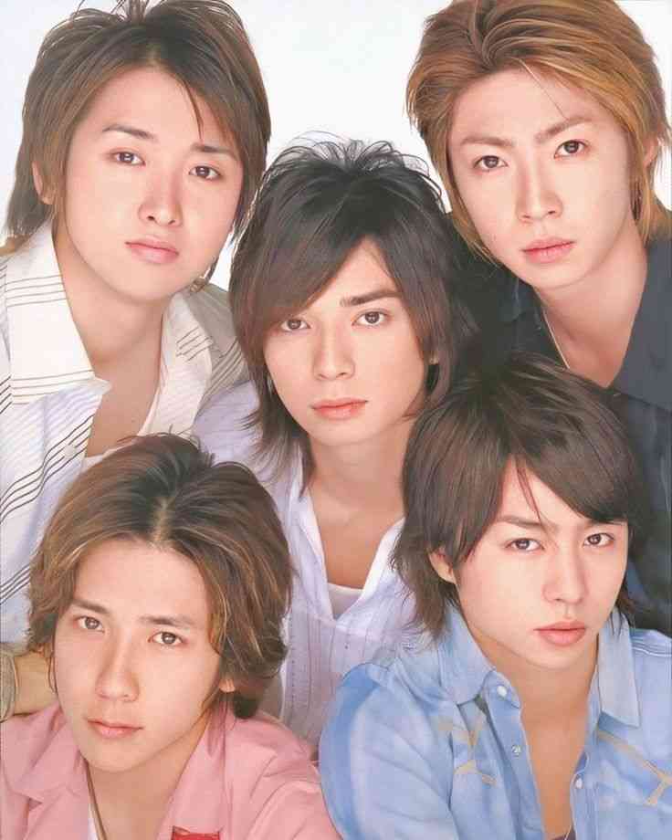 嵐が国民的アイドルに上り詰めれた理由を考えたい